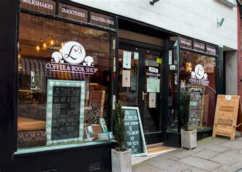 L’s Coffee & Bookshop entrance